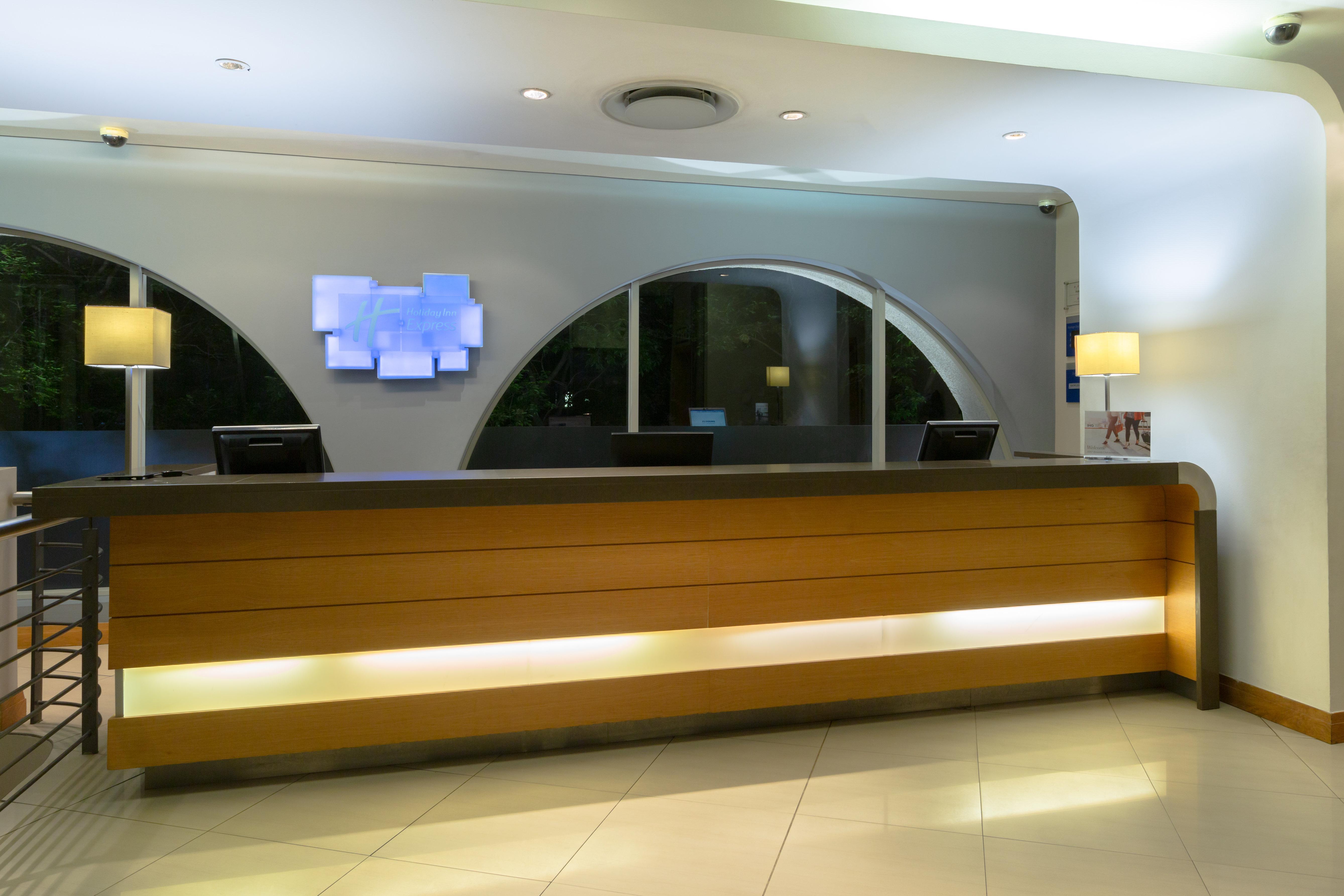 Holiday Inn Express Cape Town City Centre By Ihg Εξωτερικό φωτογραφία
